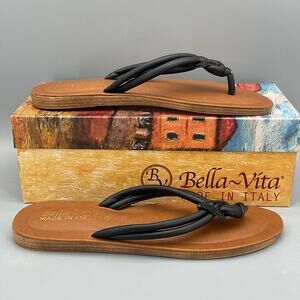 NEW Bella Vita Women’s Zev-Italy Thong Sandals Black Size 8M